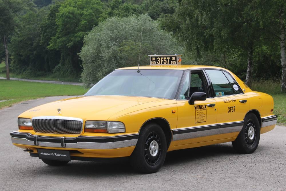 Buick Park Avenue New York Taxi 1992