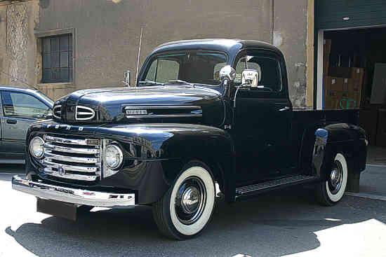 Ford F1 Pickup 1950' Liter Flathead V8Motor DreigangSchaltgetriebe 