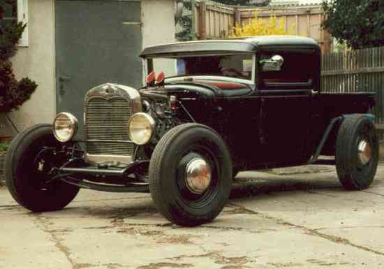 Ford Hot Rod Pickup 1930 besch digt Klassisches Old Style Hotrod mit 